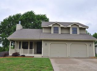 2527 SW Staffordshire Rd, Topeka, KS 66614