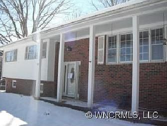 1st image of 67 Rolling Green Dr
