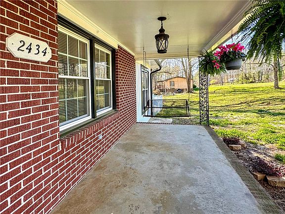 3rd image of 2434 Broadway Lake Rd