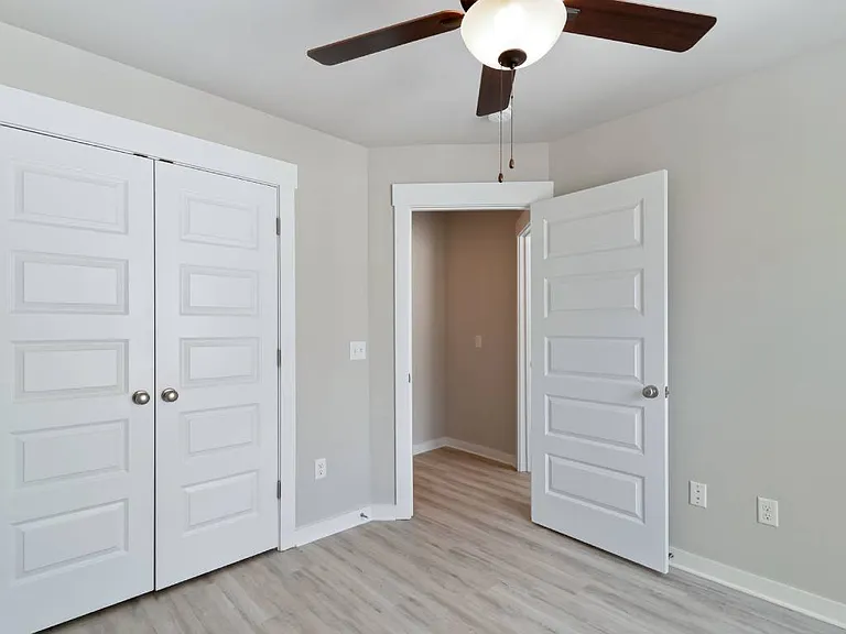Lookout View Townhomes — Photo 14
