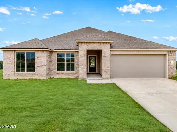 658 Griffiths Ct, Breaux Bridge, LA 70517