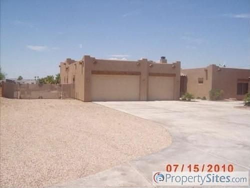 2nd image of 1715 Papago Dr