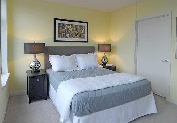 5th image of 365 N Jefferson St APT 2405