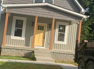 104 Church St, Dickson, TN 37055