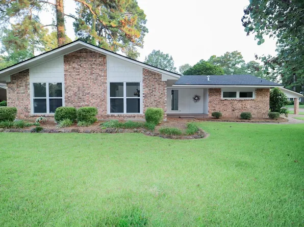 305 Northwood Pl, Ruston, LA 71270