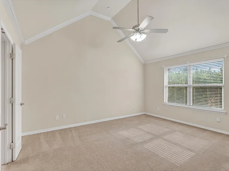 4221 Blackjack Oak Dr — Photo 13