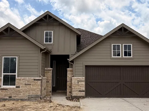 6230 Greenville Dr, College Station, TX 77845