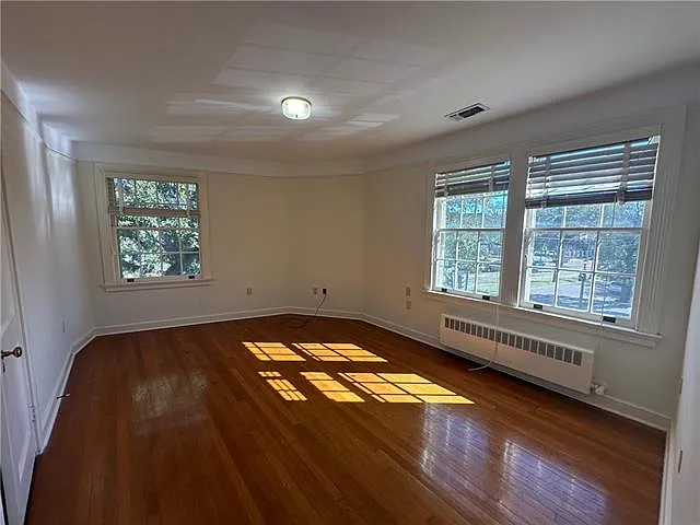 5404 Saint Charles Ave #F — Photo 9