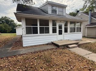 408 N 1st St, Vandalia, IL 62471