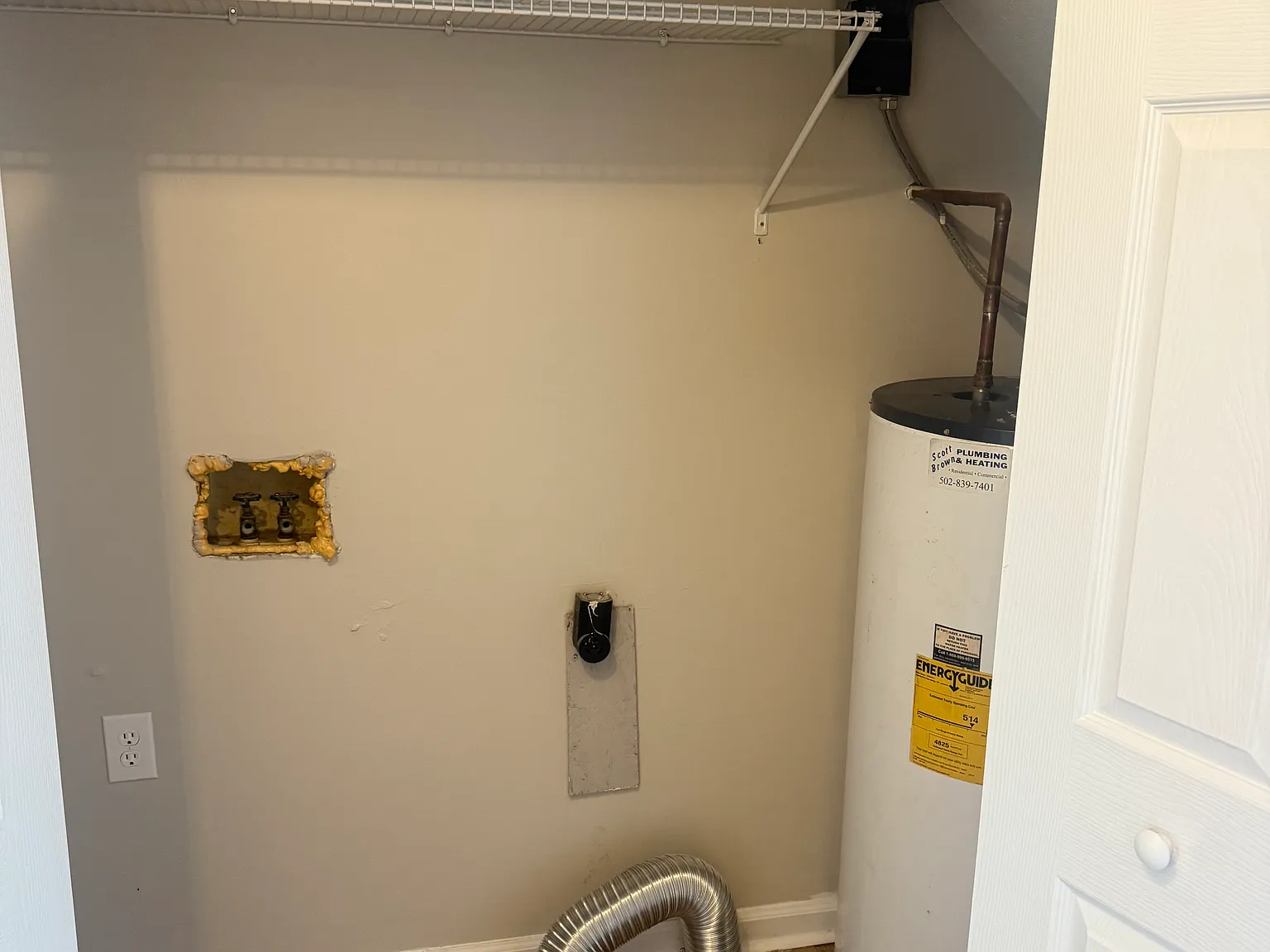 2 bed, 1.5 bath, 1000 sqft, $1,200 — Photo 3