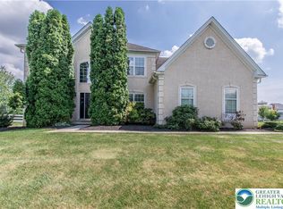 4325 Crosswinds Dr, Easton, PA 18045