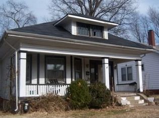 824 Monroe Ave, Evansville, IN