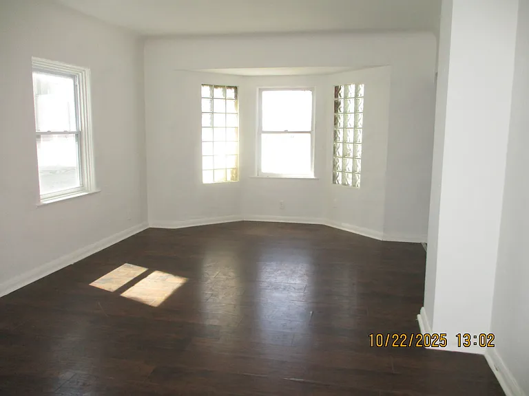117 S Grandview Ave #9 — Photo 4