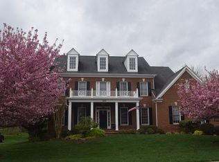 8232 Roxborough Loop, Gainesville, VA 20155