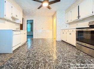222 Fellsway W #1A, Medford, MA 02155