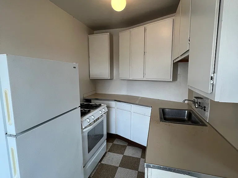 1334 NW 25th Ave #305 — Photo 3