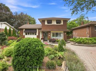 110 Bowman Ave, Whitby, ON L1N3T6