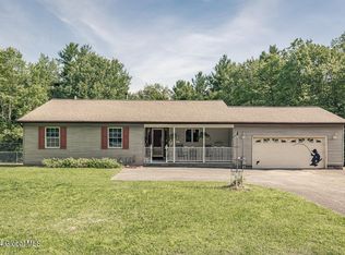 189 Hinds Rd, Galway, NY 12074