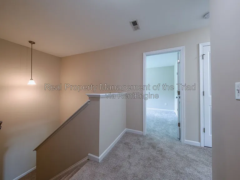 832 Prince Edward Rd — Photo 26