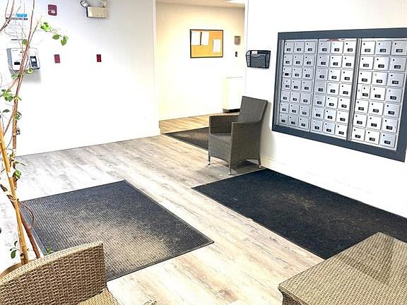 4th image of UNIT 404-2125 Osler STREET