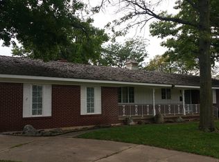 29 W Rolling Hills Ct, Wichita, KS 67212