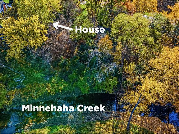 4th image of 4023 Wood End Dr