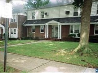 31B Elmwood Ter, Elmwood Park, NJ