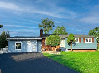 8234 Jepson Pl, Alexandria, VA 22309