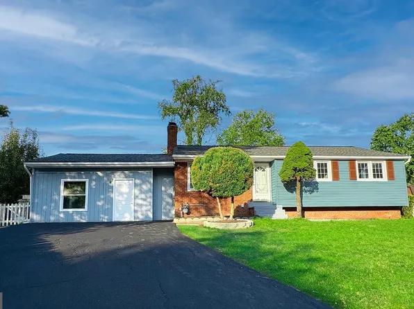 8234 Jepson Pl, Alexandria, VA 22309