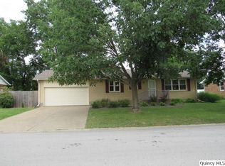 1001 Saint Charles Dr, Quincy, IL 62305