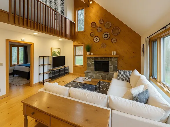 378 Tuttle Hl, South Londonderry, VT 05155