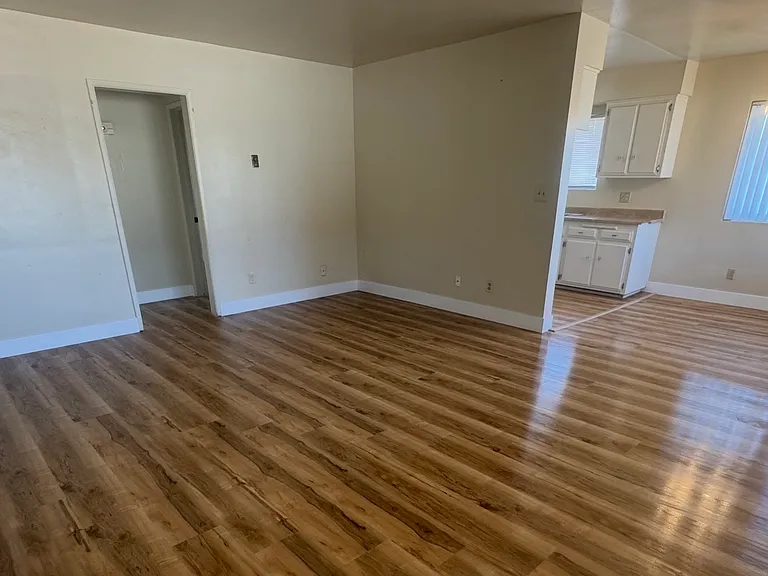 682 W Holt Ave #8 — Photo 4