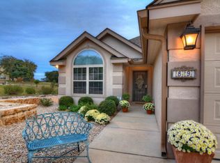 89 Terrace Ln E, Kerrville, TX 78028