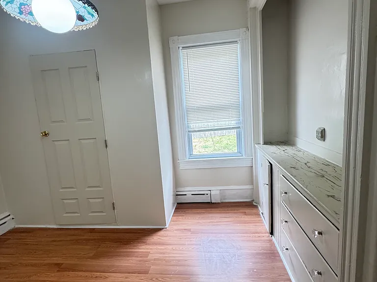 150 Hunter St #1 — Photo 7