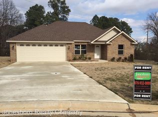 788 S Hill Dr, Jonesboro, AR 72401