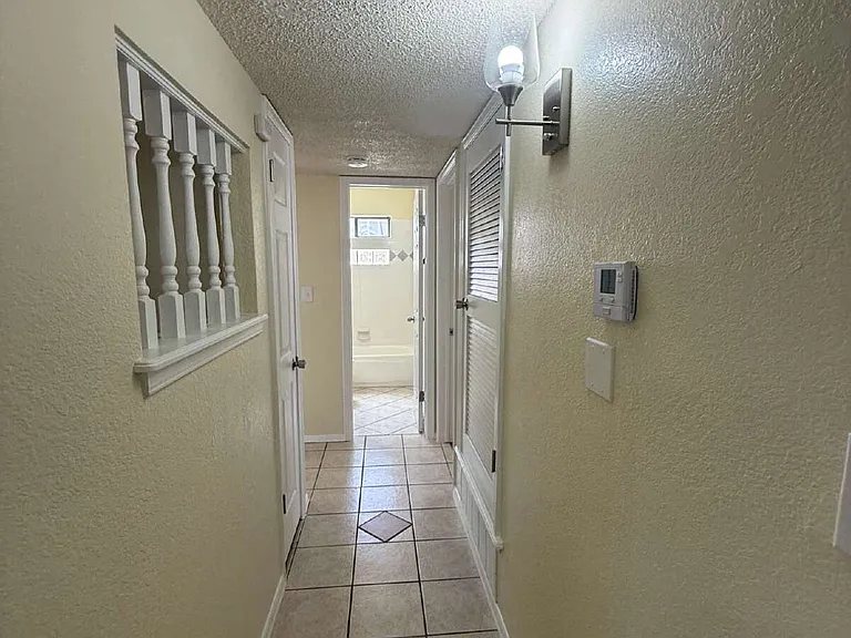 12000 Ivory Gate Way — Photo 15