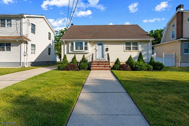 1st image of 189-191 Totowa Ave