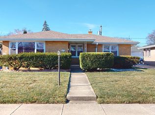 2128 N Jackson St, Waukegan, IL 60087