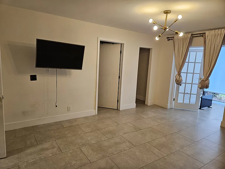 20401 NE 30th Ave #112 — Photo 16