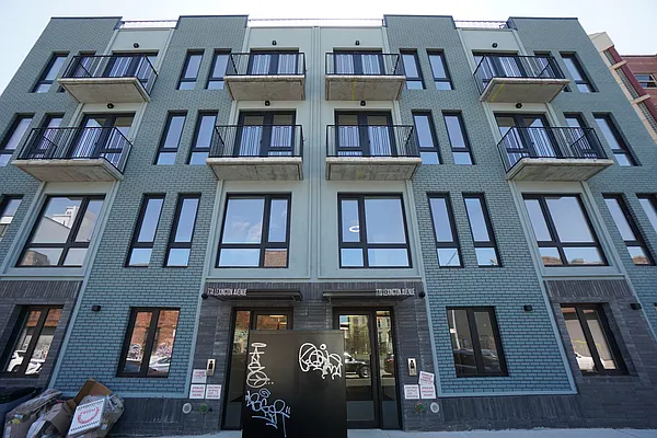 Rented by Rennit Inc. | media 41