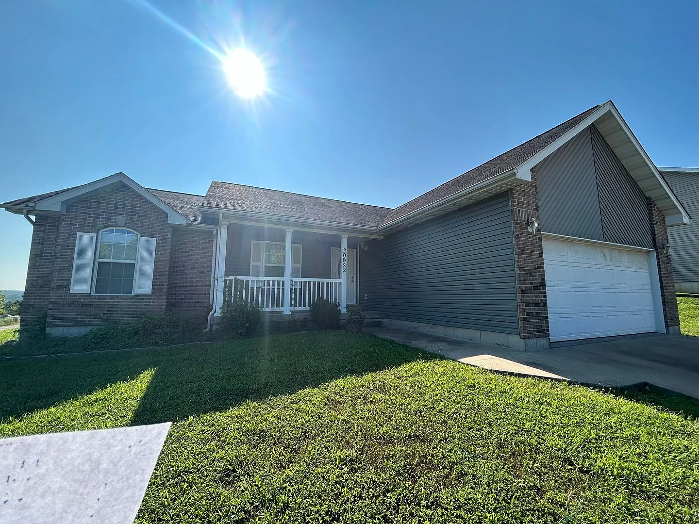 3 Bedroom House Located in St. Robert, MO! — Photo 1