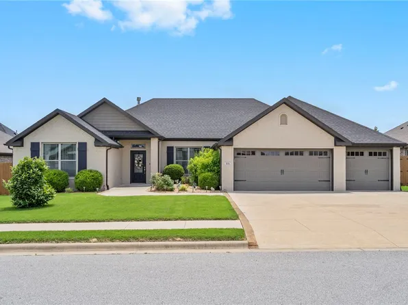 531 Chaparral St, Centerton, AR 72719