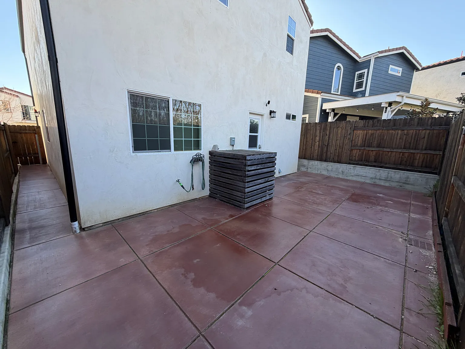 3 bed, 1408 sqft, $3,300 — Photo 4