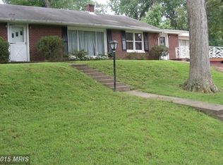 18320 Cabin Rd, Triangle, VA 22172