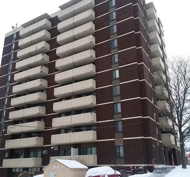 100 Rutger St — Photo 2