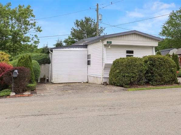 111 Apple Jack Ln, Greensburg, PA 15601
