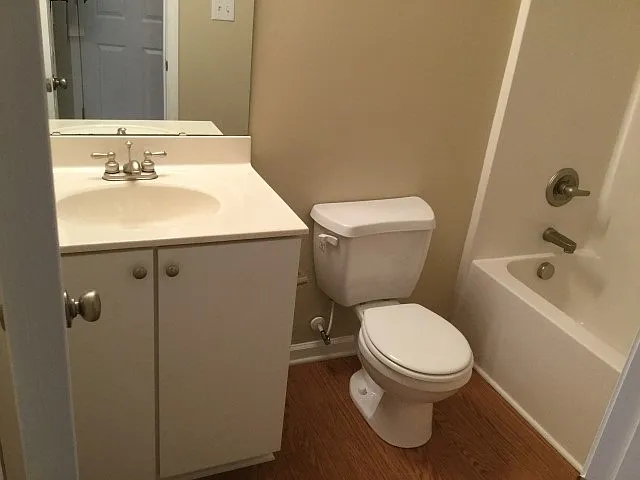 1700 Heisser Ln — Photo 9