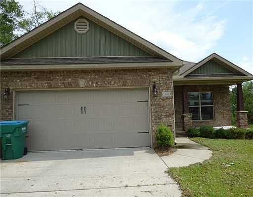 1st image of 14049 Fox Hill Dr