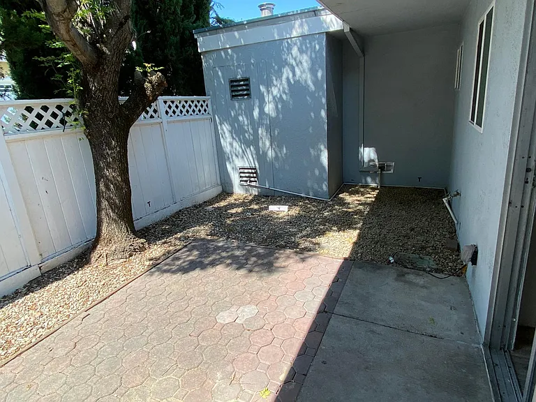 264 Douglas Ln #1 — Photo 18