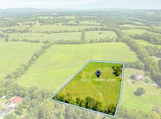 41272 Yakey Ln, Lovettsville, VA 20180